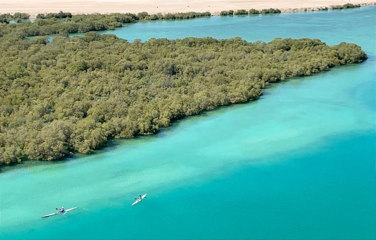 Abu Dhabi Cozy Mangrove View, Seaview 1 Bedroom 1 Partition Apartment Not Hotel Buitenkant foto